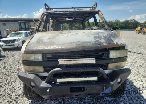 2003 Chevrolet Astro из США, поврежденный, VIN 1GNDM19X43B106544